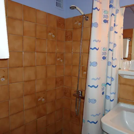 Des Voyageurs Hotel 2*