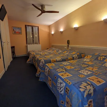 호텔 Des Voyageurs 미요