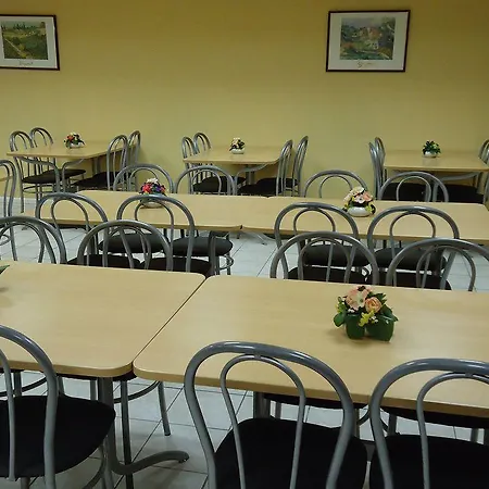 Des Voyageurs 호텔 미요