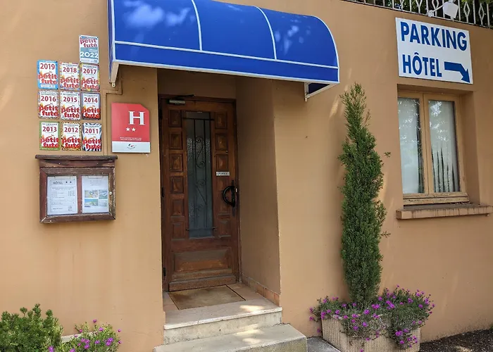 Des Voyageurs 2* Millau